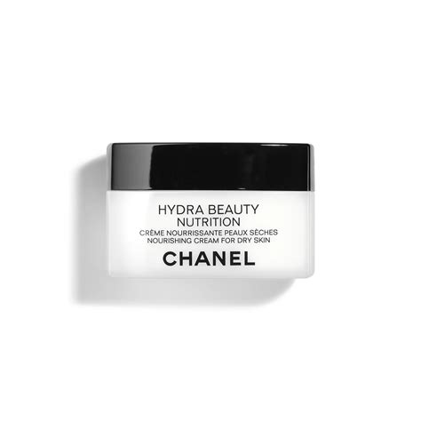 crème chanel visage|Chanel face moisturizer.